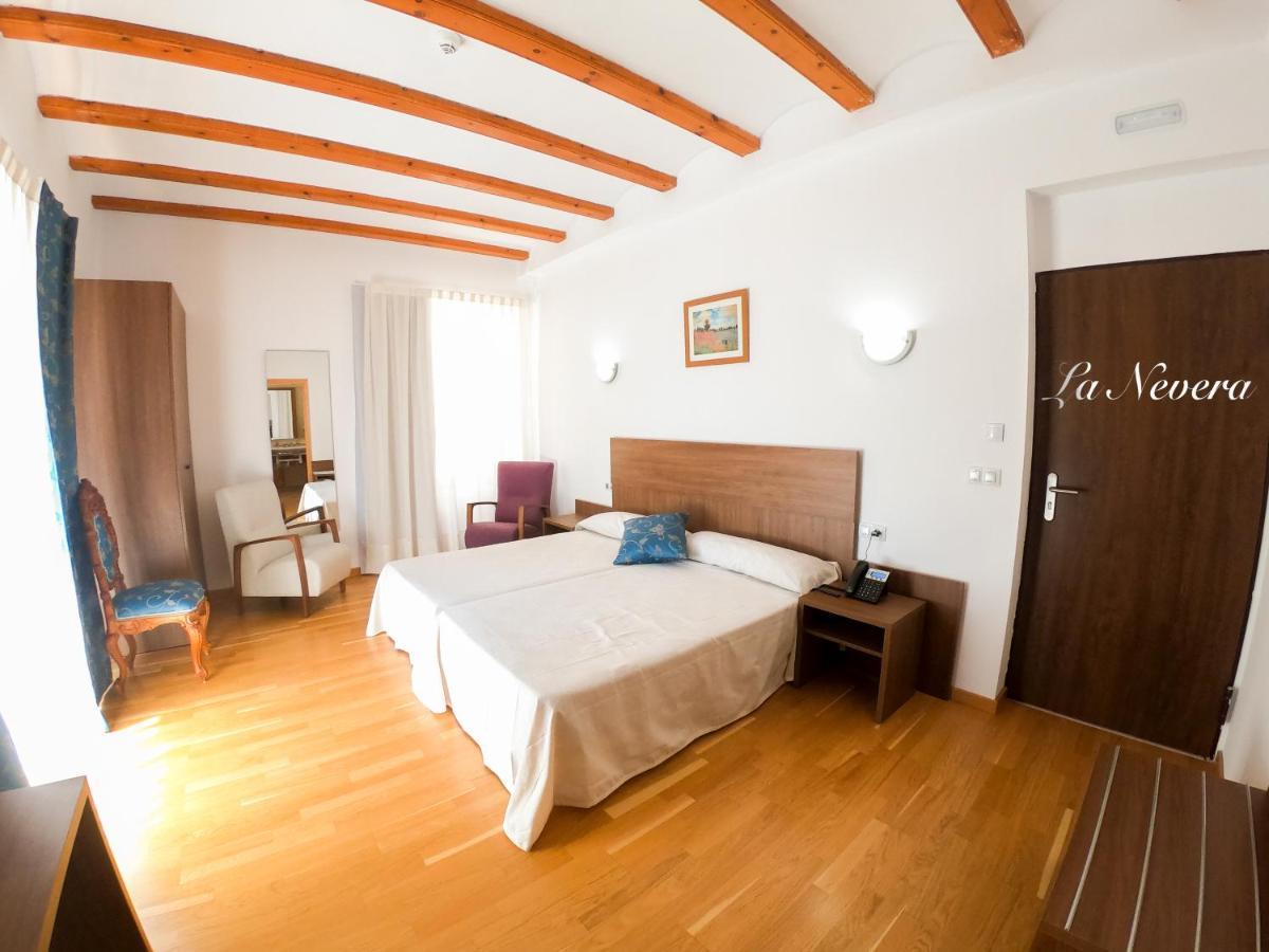 Hotel Baron Andilla Valdealgorfa Exterior photo