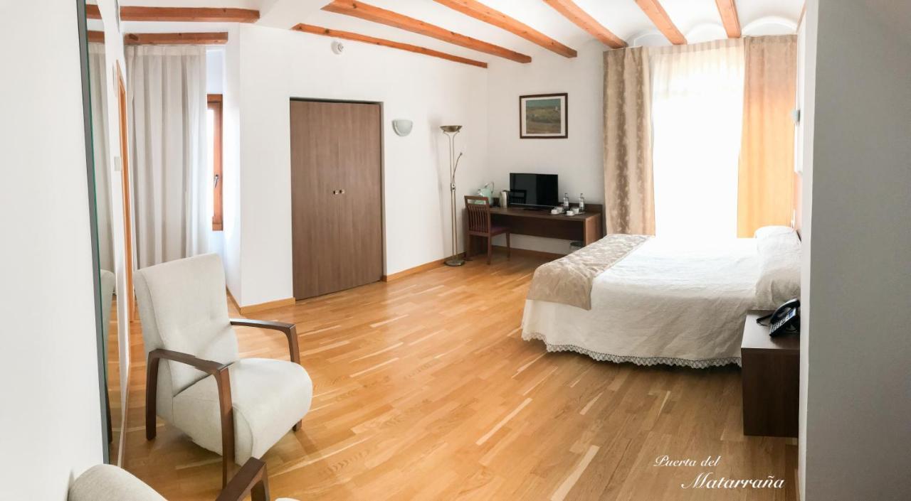 Hotel Baron Andilla Valdealgorfa Exterior photo